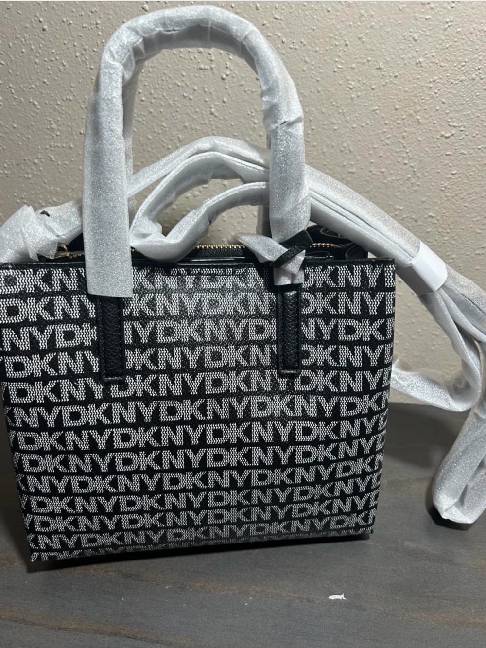 DKNYC Black & White Logo Farah Mini Satchel - Picture 5 of 7
